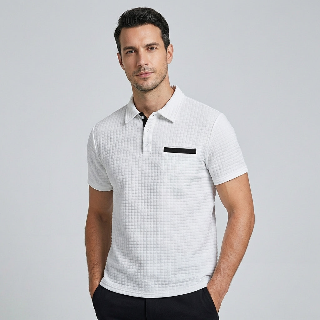 Stijlvol slim-fit herenpoloshirt in klassiek blauw, perfect voor een casual zomerlook.