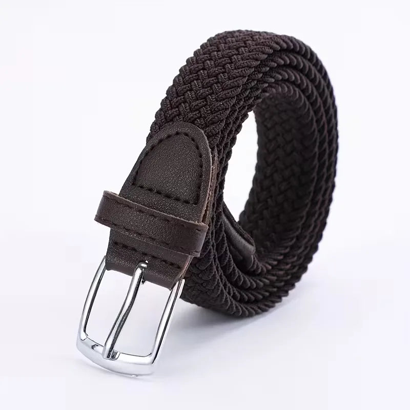 Gevlochten brede damesriem voor lente en zomer, een stijlvol en comfortabel modeaccessoire.