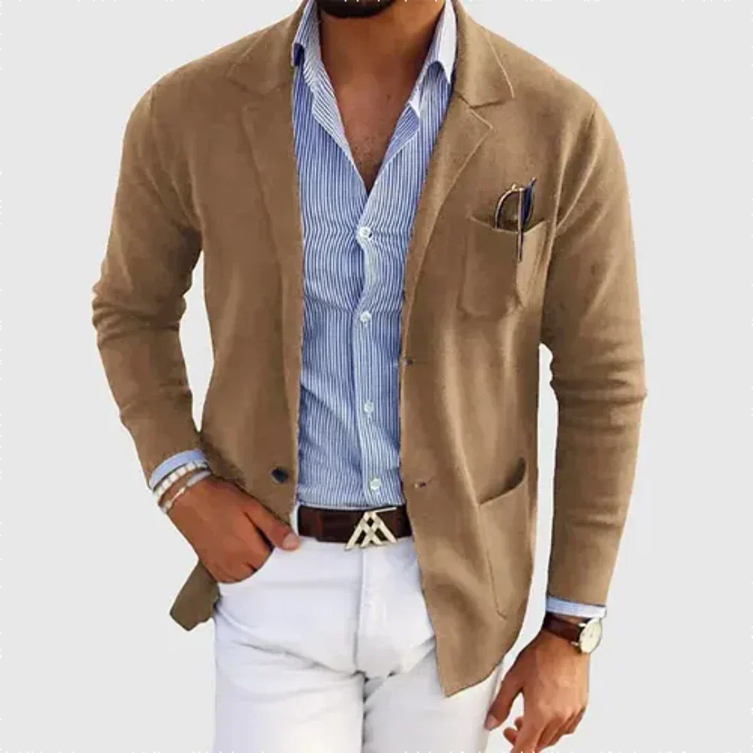 Comfortabele casual herenblazer, ideaal voor een relaxte maar stijlvolle look. Een modieus jasje voor herenmode.