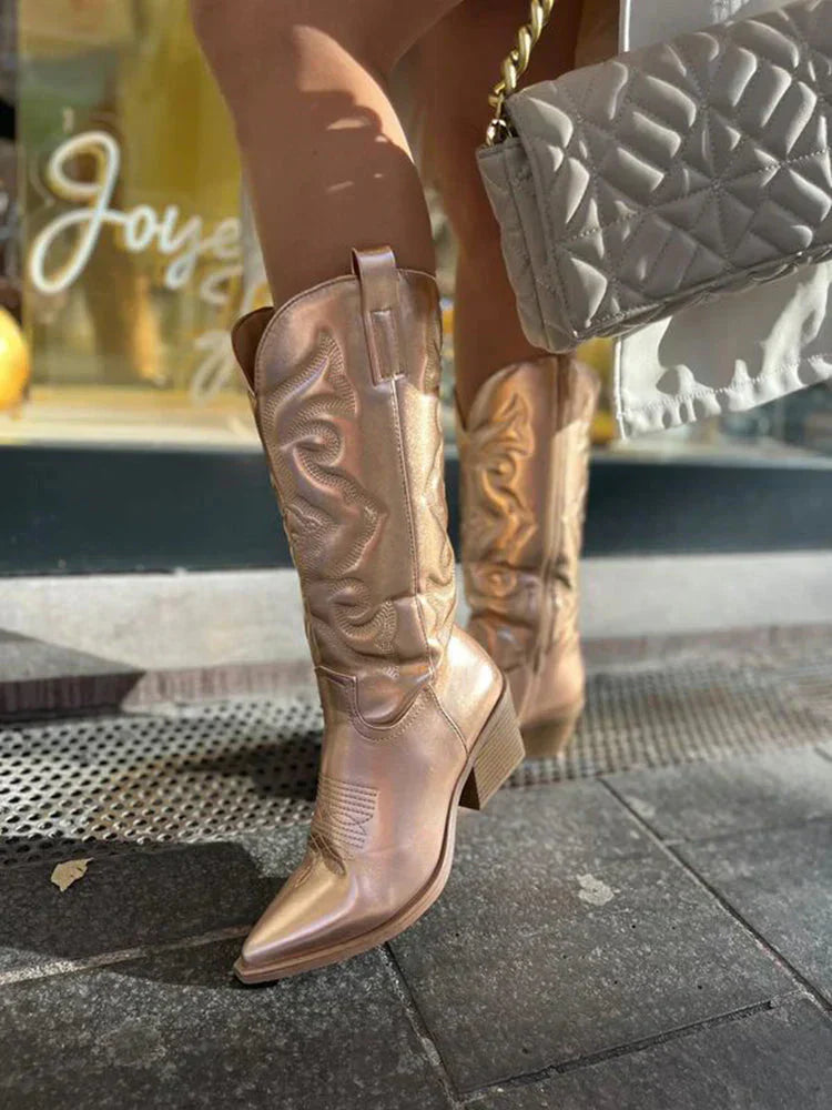 "Stijlvolle dames cowboylaarzen met metallic afwerking, elegante uitstraling en comfortabele pasvorm, geschikt voor elke gele