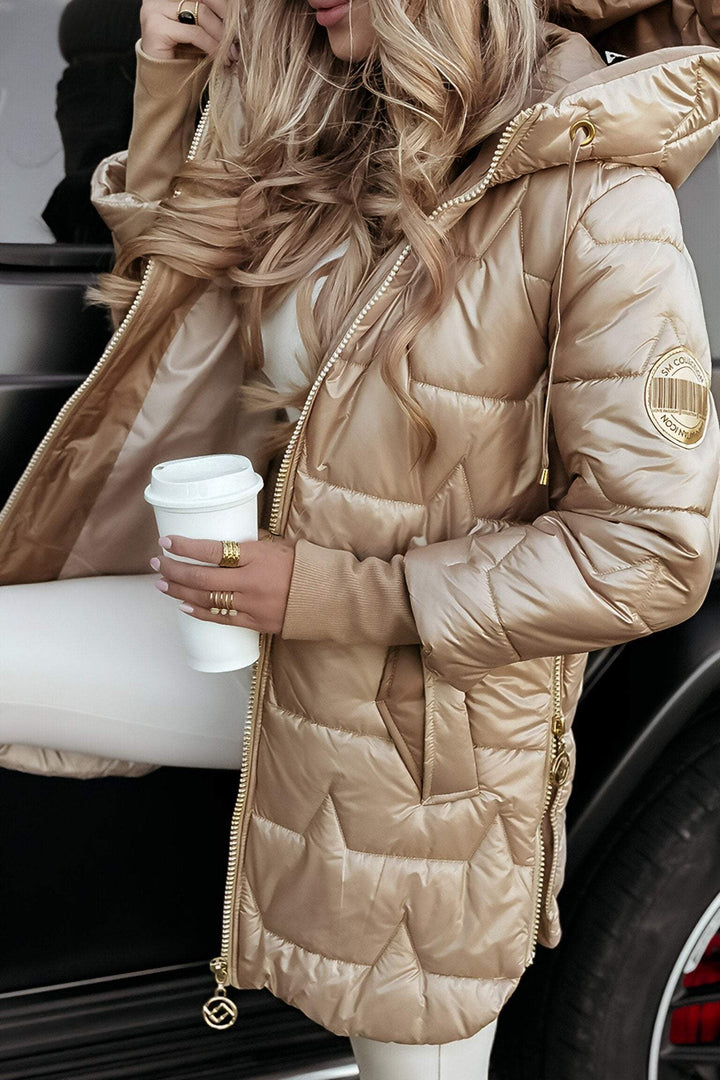 Warme dames hooded jas, perfect als stijlvolle herfst- of winterjas met capuchon. Comfortabele casual mode.