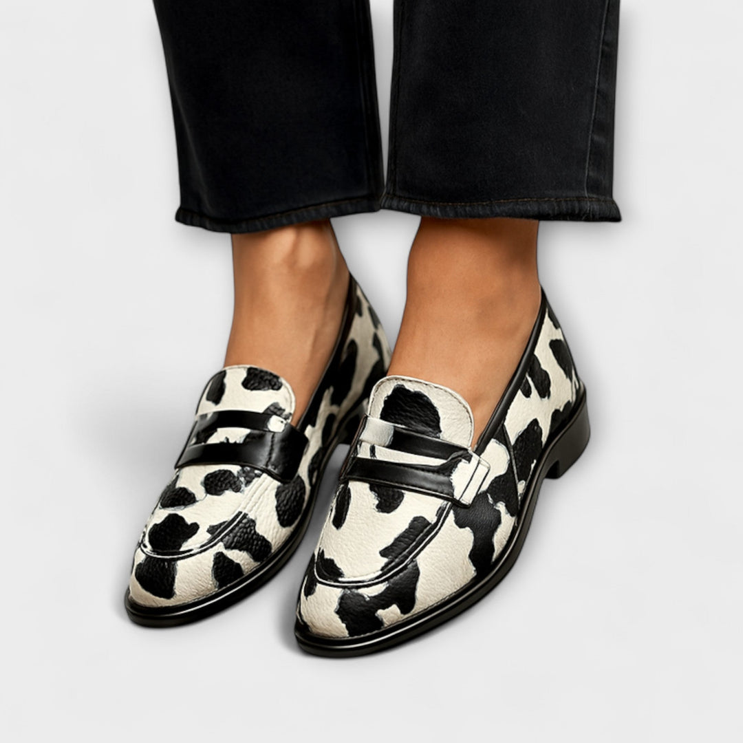Stijlvolle dames mocassins, comfortabele instappers voor lente & zomer. Elegante casual damesschoenen.