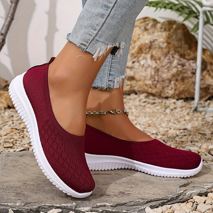 Veelzijdige orthopedische dames instappers, ideaal voor comfort, stijl en dagelijks gebruik, van casual tot wandelen.