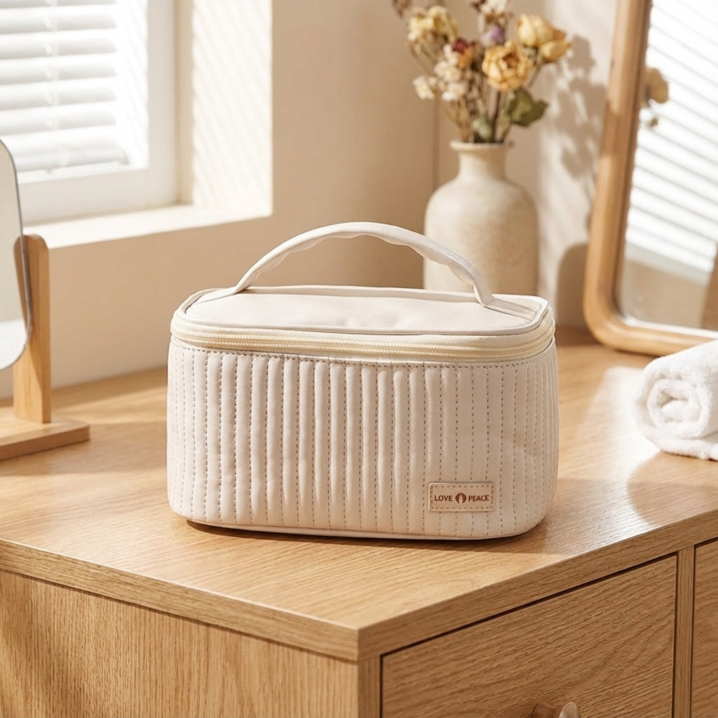 Stijlvolle dames reistoilettas NeatCase, perfect georganiseerd voor cosmetica en reisbenodigdheden.