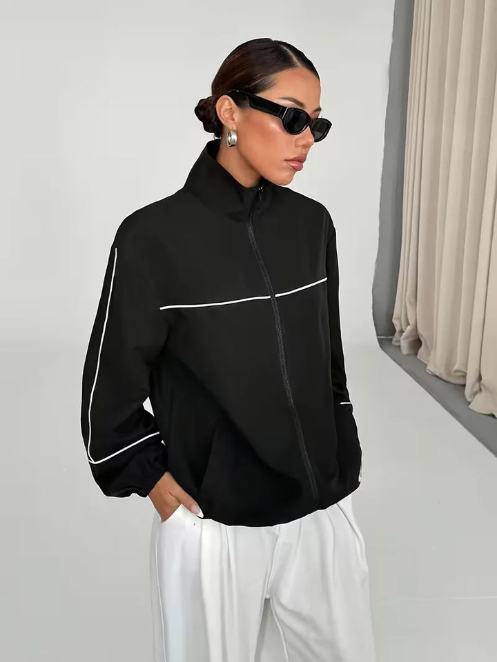 Modieuze dames track jacket, regular fit, met hoge kraag en ritssluiting, ideaal voor streetwear.