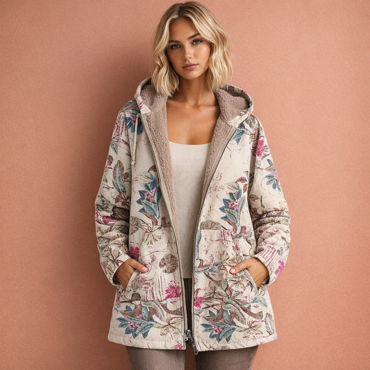 Stijlvolle dames warme winterjas met capuchon en comfortabele pasvorm, perfect voor herfst en winter.