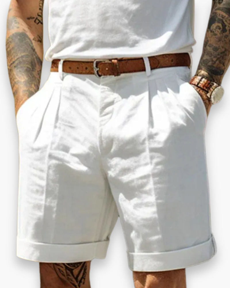 Stijlvolle heren chino zomershort, comfortabel voor casual zomerse dagen. Perfecte korte broek voor vrije tijd herenmode.