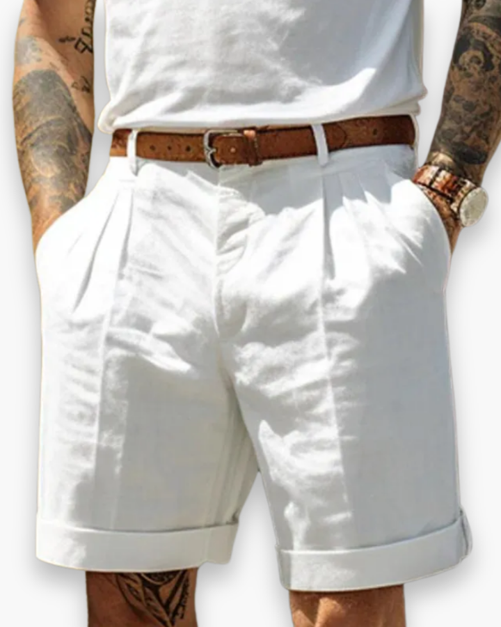 Stijlvolle heren chino zomershort, comfortabel voor casual zomerse dagen. Perfecte korte broek voor vrije tijd herenmode.