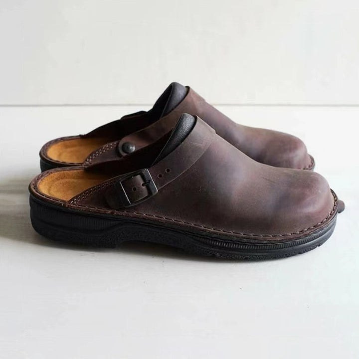 Zwarte heren comfort sandalen met ergonomische pasvorm en antislip zool voor optimale grip, perfect voor zomerse dagen.
