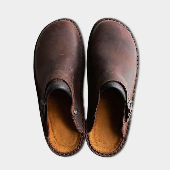 Casual heren comfort slippers, een veelzijdige keuze voor dagelijks gebruik en ontspanning, beschikbaar in diverse kleuren.