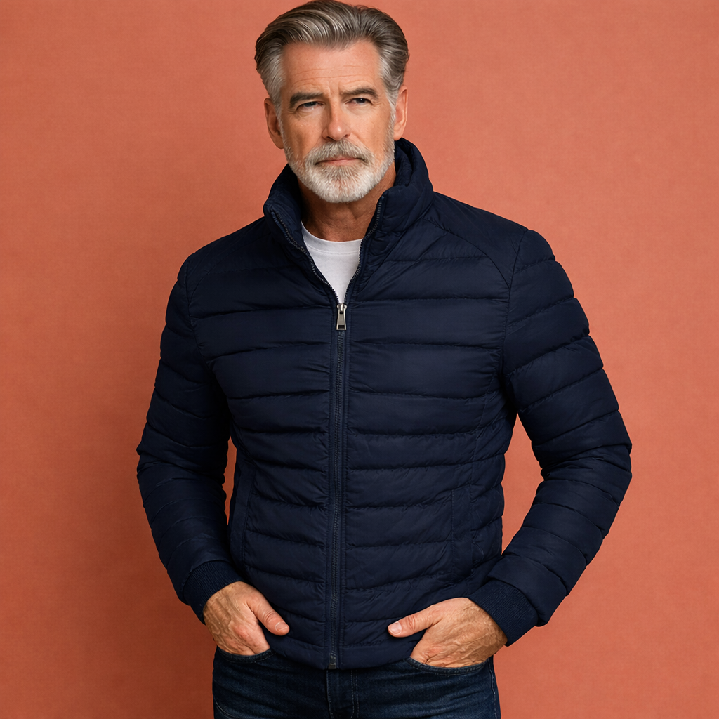 Warme herfstjas voor heren: gewatteerd, slanke pasvorm, met opstaande kraag voor dagelijks comfort.