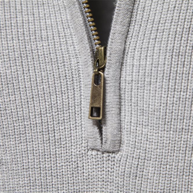 Veelzijdige heren half zip trui, geschikt voor zowel zakelijke als casual gelegenheden, stijlvol en comfortabel.