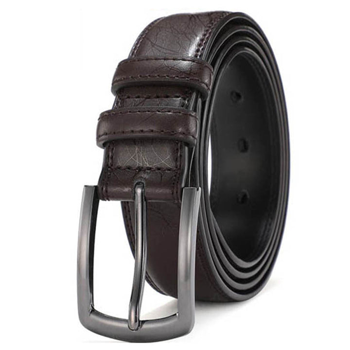 Bruine heren riem met klassieke pin gesp. Duurzame tailleband, ideaal voor een stijlvolle herenlook.