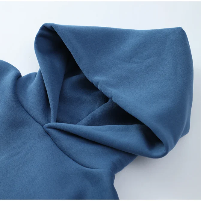 "Stijlvolle heren set blauw, moderne pasvorm, duurzaam en comfortabel, ideaal voor zowel zakelijke als casual gelegenheden."