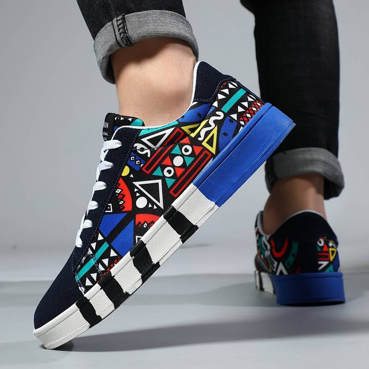 Modern sportief design van heren skateschoenen, toont stevige pasvorm en ondersteuning voor actief skateboarden.