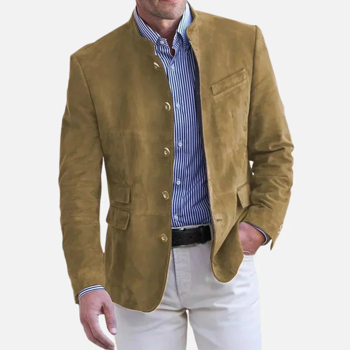 Stijlvolle heren tussenjas, slim fit, met opstaande kraag en knoopsluiting. Ideaal voor een moderne, tijdloze look.