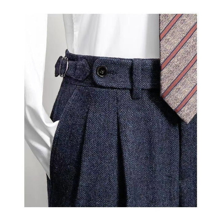 Comfortabele herenbroek, ideale vrijetijdsbroek voor herfst- en wintermode. Veelzijdig en modern voor mannen.