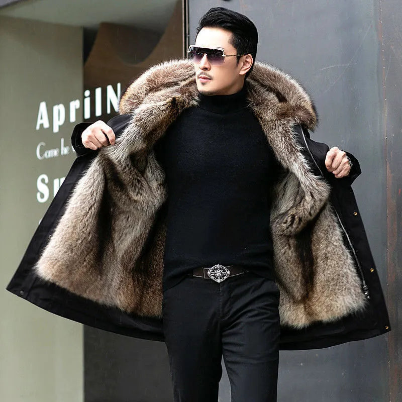 Stijlvolle heren winterparka met bontkraag, warm en comfortabel voor herenkleding mode.
