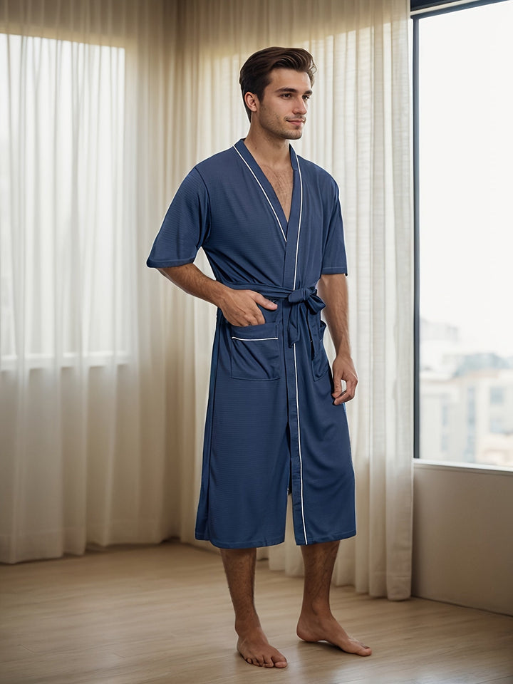"Stijlvolle herenbadjas Noah met korte mouwen, dubbele zakken en modern design in effen kleur voor dagelijks comfort en stijl