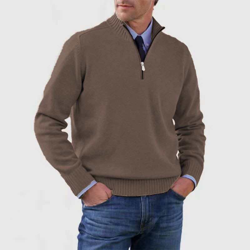 Herentrui met halverits, open of dicht te dragen voor diverse casual en stijlvolle looks.