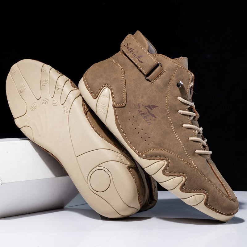 Veelzijdige hoge herenschoenen, zowel formeel als casual te dragen, met extra comfort.