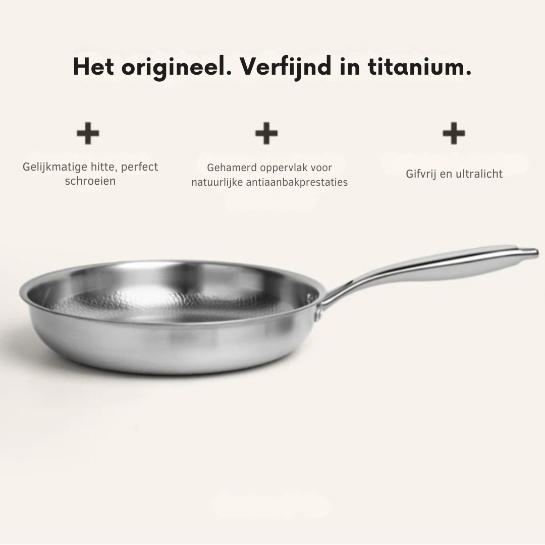 Gifvrije titanium gehamerde pan, ideaal voor gezond koken. Sterk en stijlvol kookgerei voor thuisgebruik.