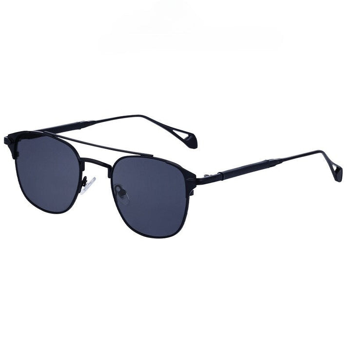Unisex zonnebril voor dames en heren, met UV-bescherming. Kies uit goud, zilver of zwart. Een stijlvol accessoire.