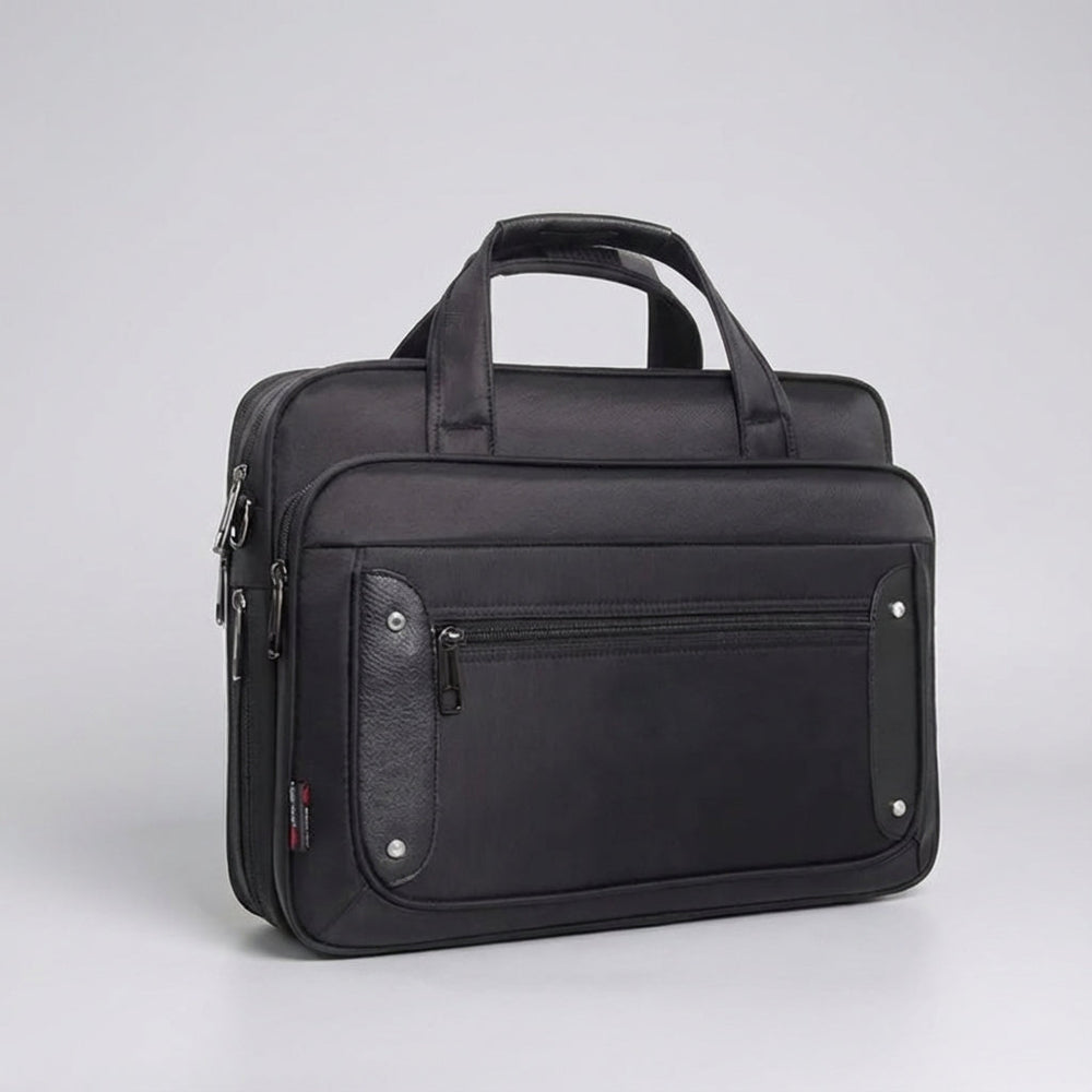 Ruime canvas laptoptas UrbanBrief, biedt bescherming en organisatie voor je laptop en accessoires onderweg.