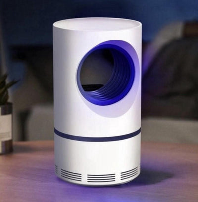 Stille UV muggenvanger lamp met modern ontwerp, milieuvriendelijk, geschikt voor binnen en buitengebruik, compact en draagbaa