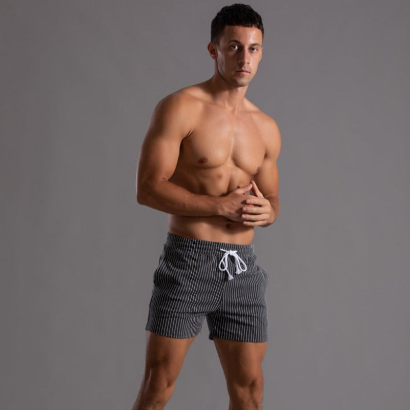 "Super-stretch fitness shorts voor heren, flexibel ontwerp in donkergrijs, perfect voor workouts en comfort"