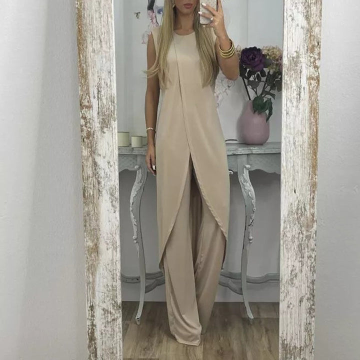 Sylvia tweedelige damesoutfit, elegante top en uitlopende broek, comfortabel en geschikt voor elke gelegenheid.