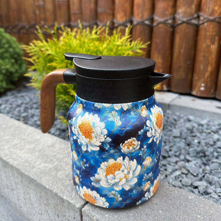Multifunctionele warmhoudpot met theezeef. Geschikt voor een heerlijke theetijd.