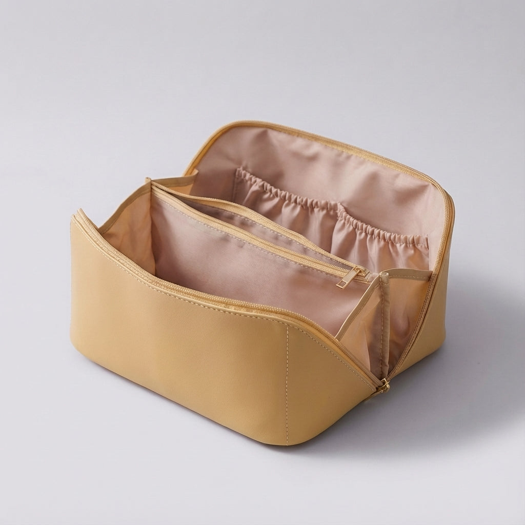 Ruime TidyBloom make-up tas vol met essentiële cosmetica; perfect voor al je beauty benodigdheden.