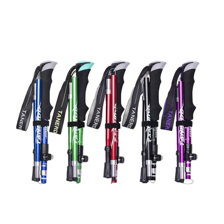 Duurzame TrailMaster aluminium/carbon wandelstokken; essentieel voor wandelen en lange trektochten.