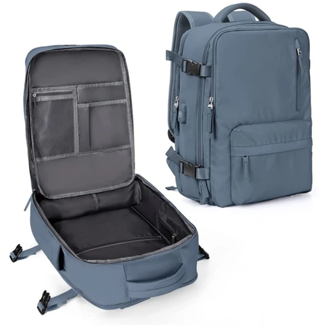 Personage stelt de verstelbare banden van de unisex TrailSafe Pro backpack af voor perfecte pasvorm.