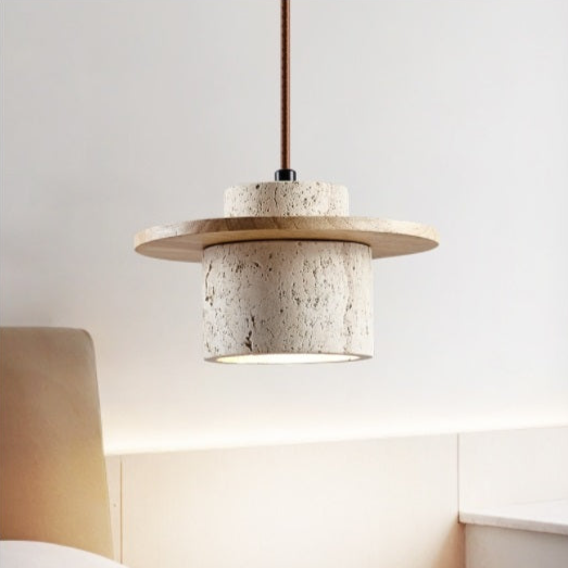 Travertin hanglamp, elegante plafondverlichting met natuurlijke travertin en hout, modern design voor warme sfeerverlichting.
