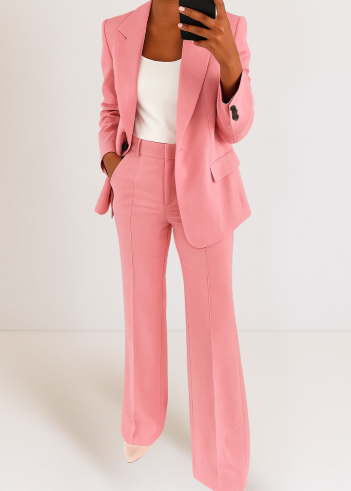 "Tweedelig dames broekpak met tailored blazer en rechte broek, polyester-viscose mix, elegante zakelijke look"