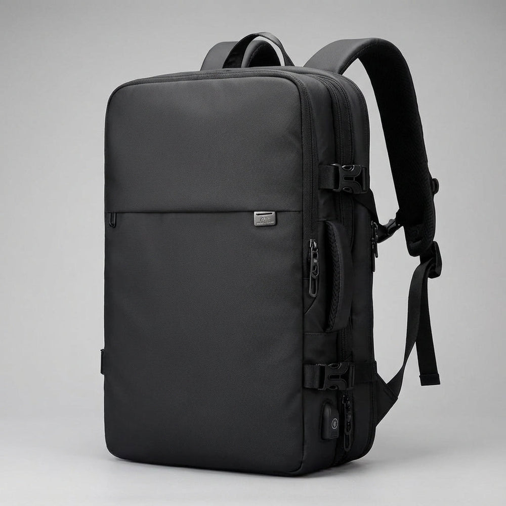 Binnenkant van de Safepackr reisrugzak met handige organizers, laptopvak en ruime indeling voor al je spullen.