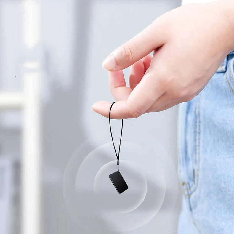 "Ultradunne Mini Spy Microfoon Recorder, 5mm dik, zwart ontwerp, voor discreet en krachtig audiovastleggen."