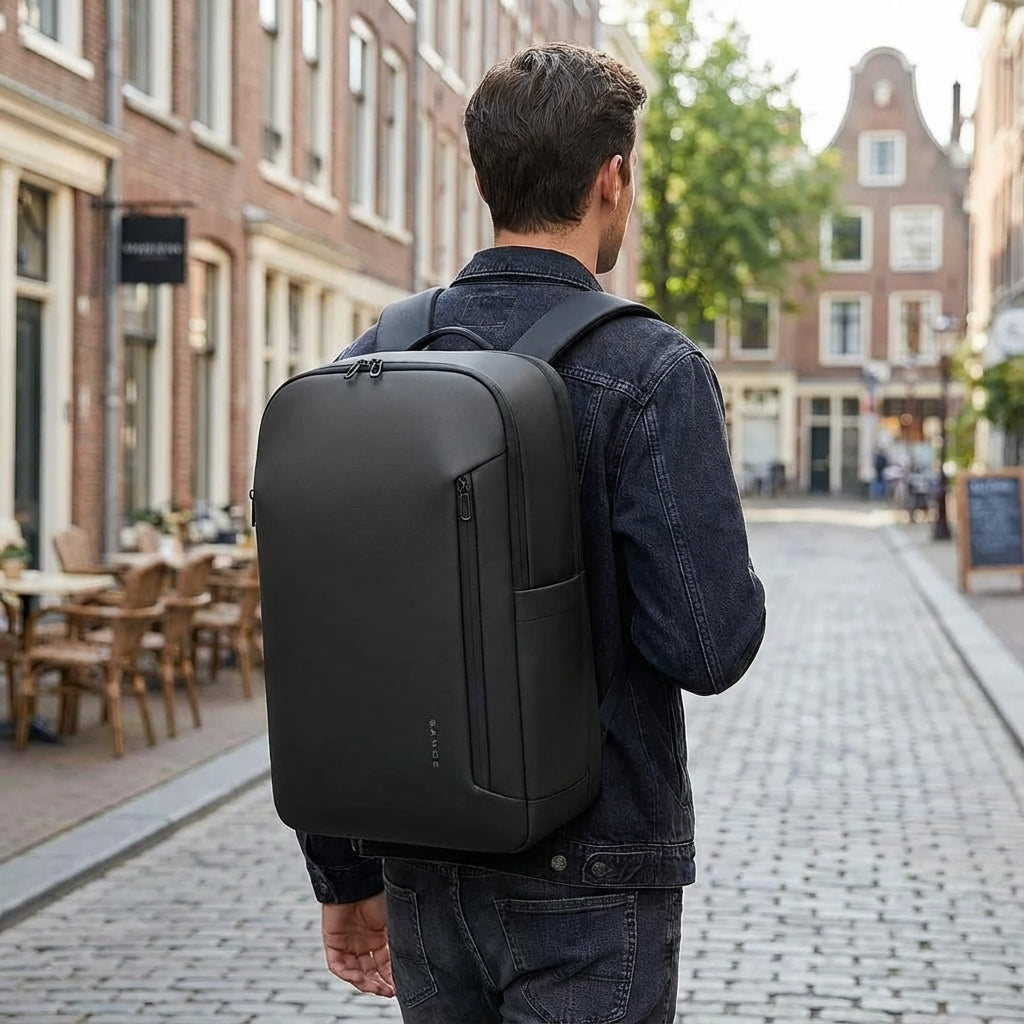 Uniseks Transitex reisrugzak, zwart, waterafstotend, perfect voor laptop en dagelijks gebruik.