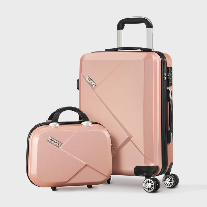 Een geopende hard-shell spinner koffer toont het georganiseerde en ruime interieur.