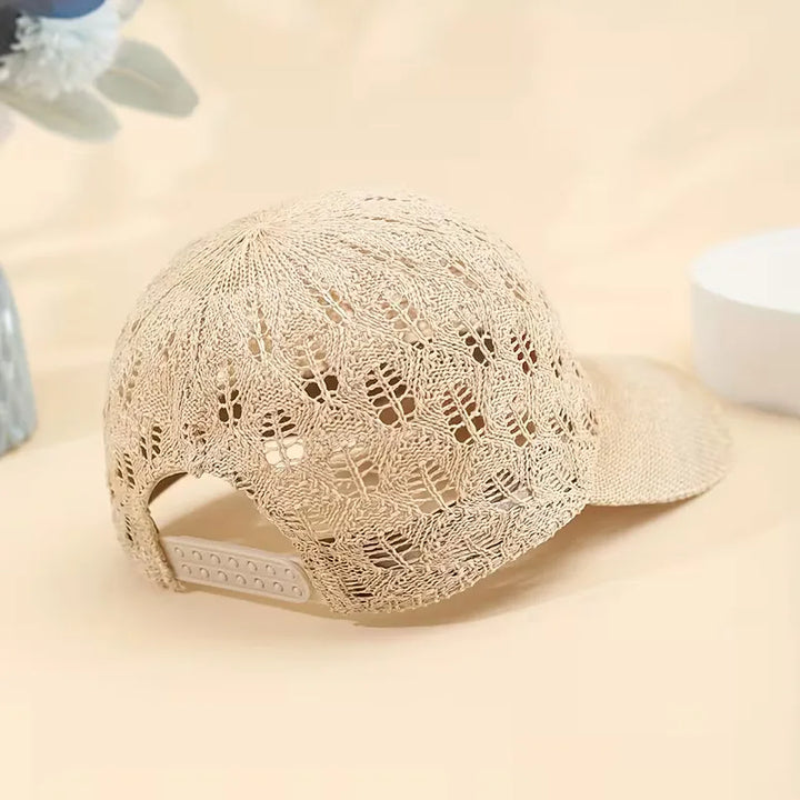 Comfortabele unisex mesh pet, ademend voor warme dagen. Perfect voor sport en vrije tijd.