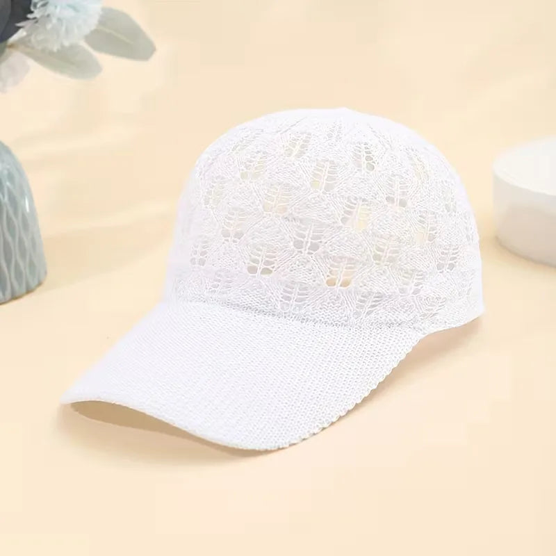 Verstelbare unisex pet met ademende mesh. Optimale pasvorm voor elke hoofdmaat, zomerklaar.