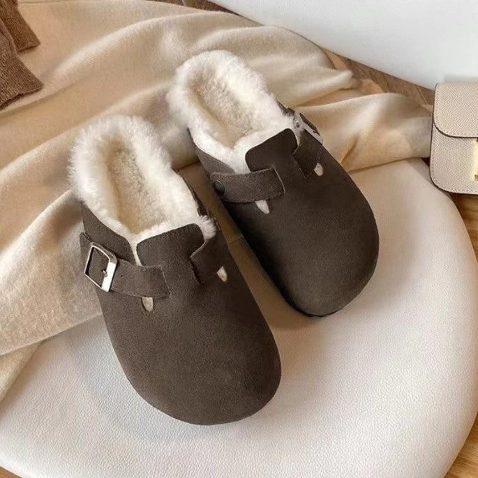 Boston sandalen met een soepele zool, voor superieur loopcomfort. Modieuze en ergonomische unisex instappers.