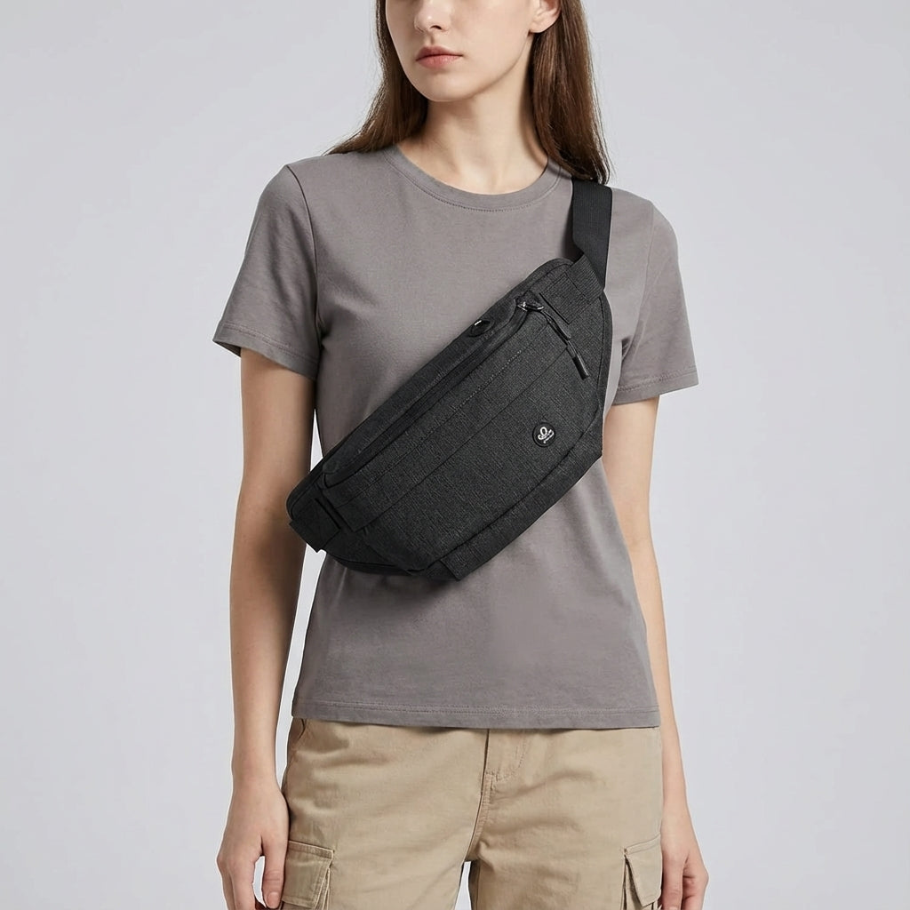 Nylon FlexSling slingtas met verstelbare band en handige opbergvakken.