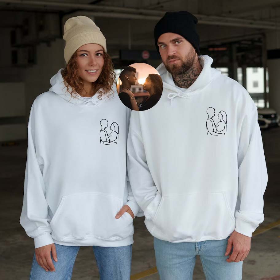 Comfortabele unisex sweatshirt met gepersonaliseerd fotoborduurwerk; draag je herinneringen dichtbij en stijlvol.