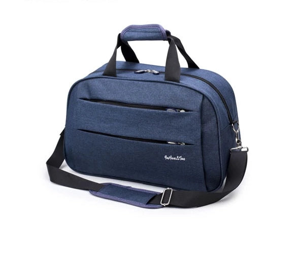 Unisex weekendtas van nylon, geschikt als handbagage en gemakkelijk te bevestigen.