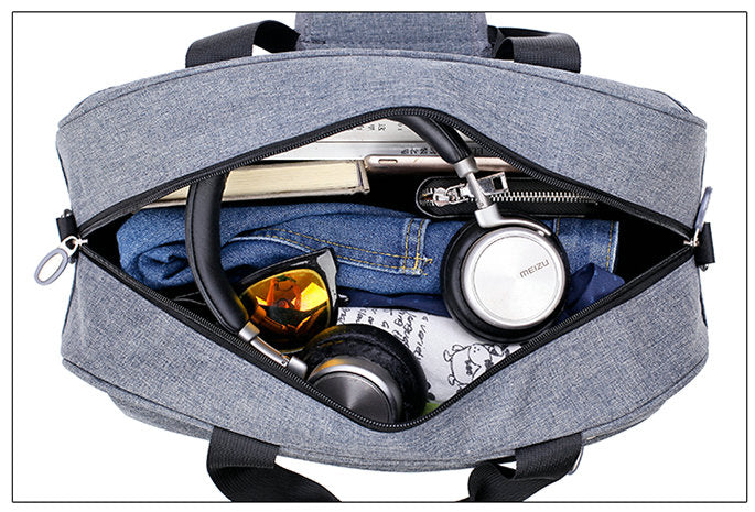 Multifunctionele reistas met trolleybevestiging, perfect als vliegtuig tas en weekendtas.