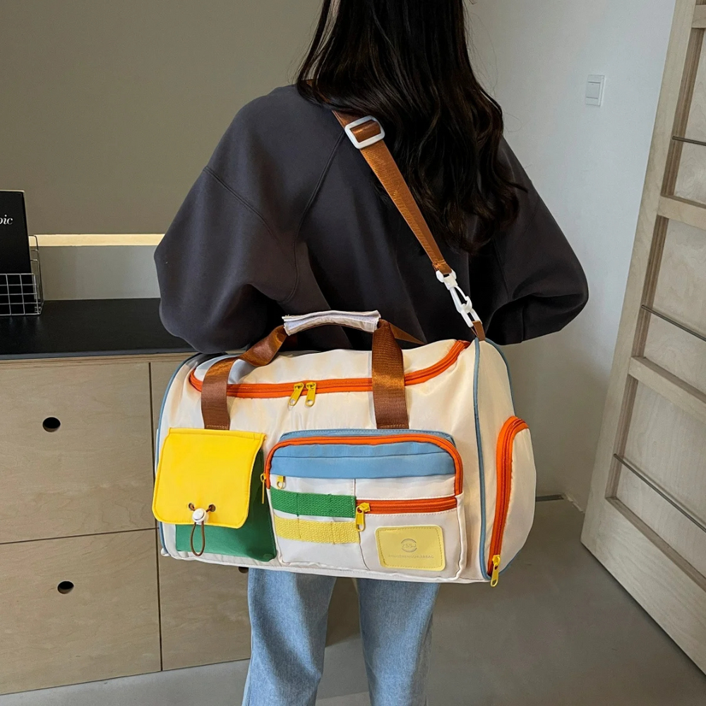 Lichtgewicht nylon FlexaBag duffeltas met kleurblokken, perfect als sporttas of handbagage reistas.