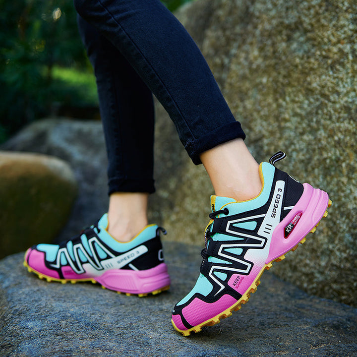 Dames en heren wandelschoenen, waterdicht en antislip, met extra ondersteuning voor de enkels.